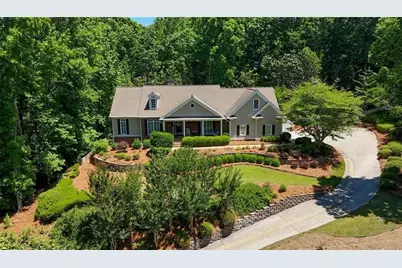 2372 Habersham Drive SW, Marietta, GA 30064 - Photo 2