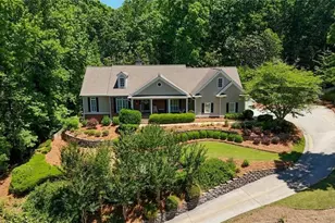 2372 Habersham Dr SW, Marietta, GA 30064 - Photo 2