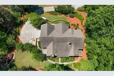 2372 Habersham Drive SW, Marietta, GA 30064 - Photo 4