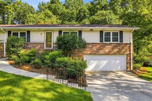 231 Suburban Dr, Kennesaw, GA 30144 - Photo 2