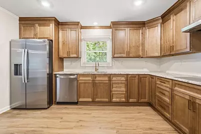 231 Suburban Drive, Kennesaw, GA 30144 - Photo 6