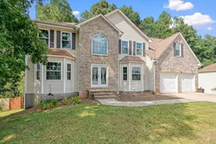 371 Silverleaf Ln, Dallas, GA 30157 - Photo 2