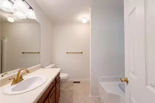 103 Saddlebrook Ct, Lagrange, GA 30240 - Photo 14