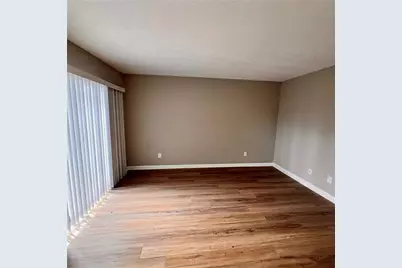 3254 Strawberry Lane, Decatur, GA 30034 - Photo 8