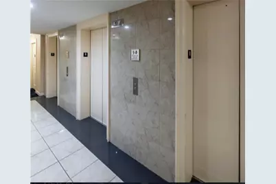 300 W Peachtree St 21 J W, Atlanta, GA 30332 - Photo 2
