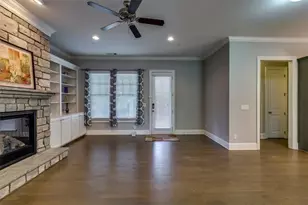 202 Golden Banner Ave, Marietta, GA 30060 - Photo 6