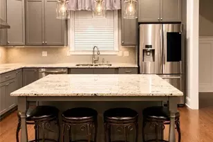 202 Golden Banner Ave, Marietta, GA 30060 - Photo 10
