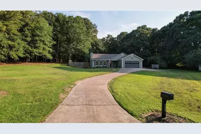 347 Timberridge Lane, Auburn, GA 30011 - Photo 4