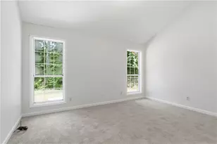 5137 Hill Farm Dr NE, Woodstock, GA 30188 - Photo 4