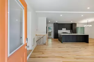 3344 N Embry Cir, Atlanta, GA 30341 - Photo 2