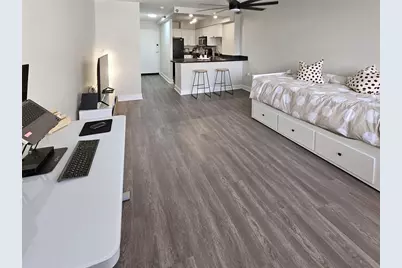 2479 Peachtree Road NE #611, Atlanta, GA 30305 - Photo 8