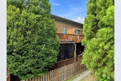 817 Highland Green Way NE, Atlanta, GA 30306 - Photo 50