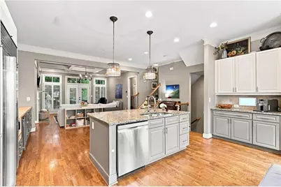 817 Highland Green Way NE, Atlanta, GA 30306 - Photo 12