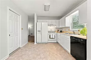 410 Rose Creek Pl, Woodstock, GA 30189 - Photo 18