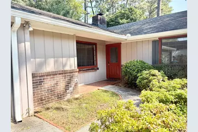1398 Fairfield Drive SW, Lilburn, GA 30047 - Photo 4
