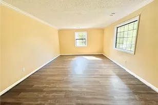 1398 Fairfield Dr SW, Lilburn, GA 30047 - Photo 10