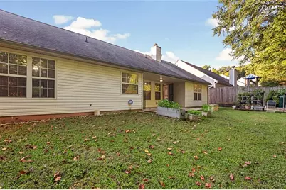 2260 Carlysle Cove Drive, Lawrenceville, GA 30044 - Photo 4