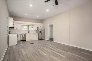 234 S Thomas St, Elberton, GA 30635 - Photo 8