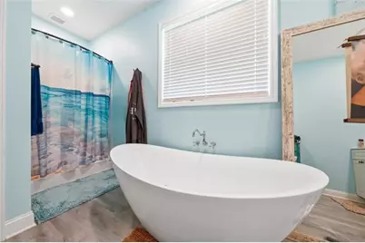 122 Silver Bluff Circle, Brunswick, GA 31523 - Photo 18