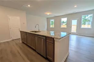 517 Hayes Ln, Canton, GA 30115 - Photo 4
