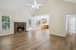 208 Albert Ln, Jefferson, GA 30549 - Photo 10