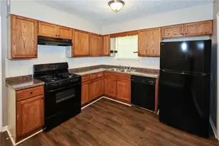 7362 Penland Dr, Riverdale, GA 30296 - Photo 4