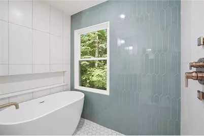 2433 Helmsdale Drive NE, Atlanta, GA 30345 - Photo 28