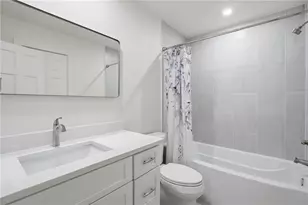 2433 Helmsdale Dr NE, Atlanta, GA 30345 - Photo 34