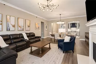 2233 Peachtree Rd NE, Atlanta, GA 30309 - Photo 10