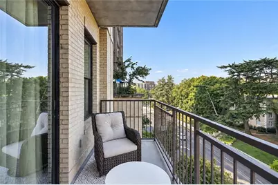 2233 Peachtree Road NE #402, Atlanta, GA 30309 - Photo 12