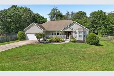 7535 Beechwood Lane, Gainesville, GA 30506 - Photo 2