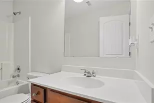 541 Collingsworth Ln, Lawrenceville, GA 30043 - Photo 18