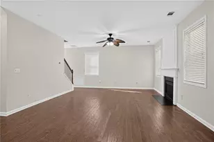 541 Collingsworth Ln, Lawrenceville, GA 30043 - Photo 8