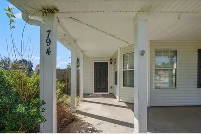 794 Baskins Circle, Winder, GA 30680 - Photo 4
