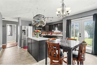 794 Baskins Circle, Winder, GA 30680 - Photo 6
