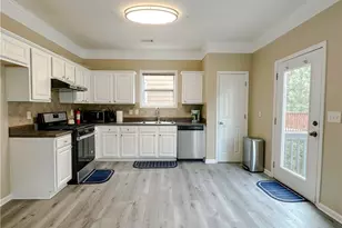 2206 Worrall Hill Dr, Duluth, GA 30096 - Photo 10