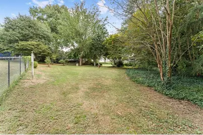 1038 W Atlanta Street SE, Marietta, GA 30060 - Photo 44