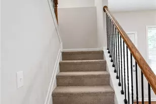 2132 Greencrest Cir, Alpharetta, GA 30004 - Photo 10