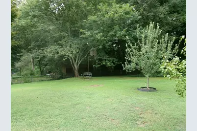 745 Huntingdon Drive, Jonesboro, GA 30236 - Photo 2