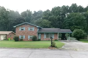 745 Huntingdon Dr, Jonesboro, GA 30236 - Photo 1