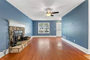 32 Maddox Road SE, Acworth, GA 30102 - Photo 6