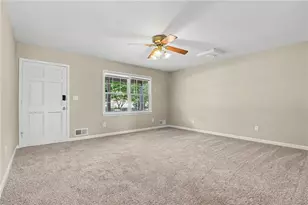 5139 Presley Dr, Flowery Branch, GA 30542 - Photo 10
