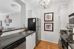 1207 River Green Dr NW, Atlanta, GA 30327 - Photo 6