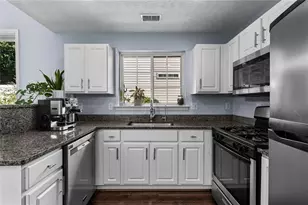 1270 W Oaks Way, Woodstock, GA 30188 - Photo 16