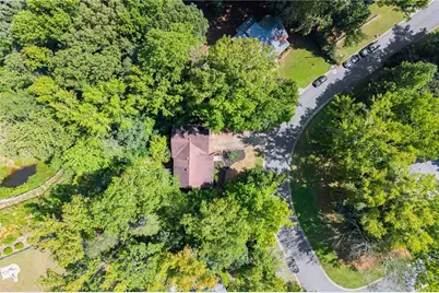 4916 Hawk Trail NE, Marietta, GA 30066 - Photo 6