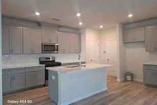 1027 Sunny Lk Dr, Lawrenceville, GA 30043 - Photo 8