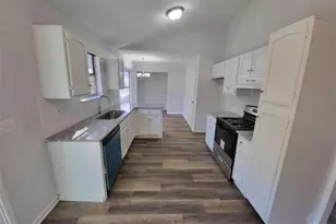915 Fox Valley Ct, Stone Mountain, GA 30088 - Photo 6