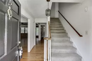 766 Chesterfield Dr, Lawrenceville, GA 30044 - Photo 4