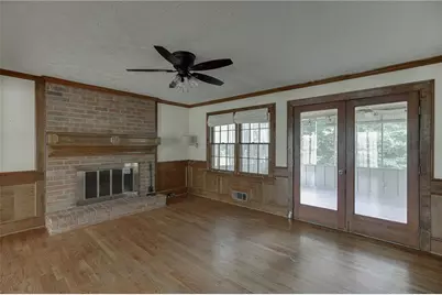 766 Chesterfield Drive, Lawrenceville, GA 30044 - Photo 8