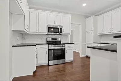 2740 Lake Commons Court, Snellville, GA 30078 - Photo 8